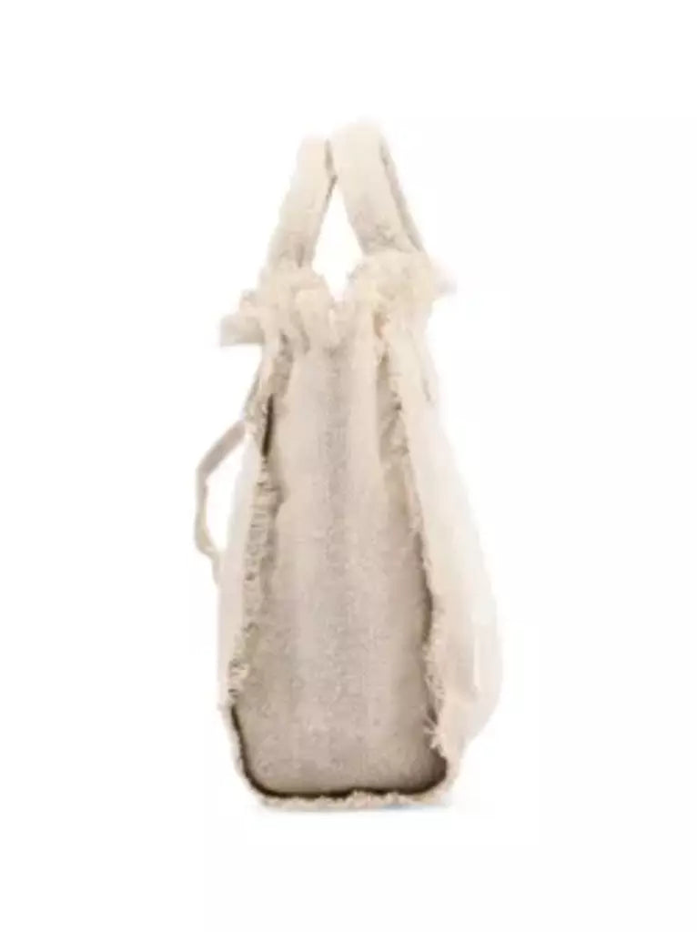 MC2 ST. Barth Borsa